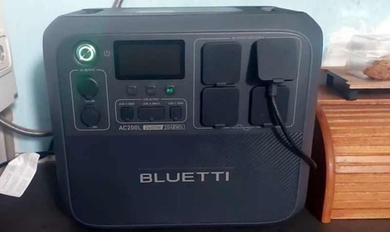 портативні зарядні станції Bluetti AC200L