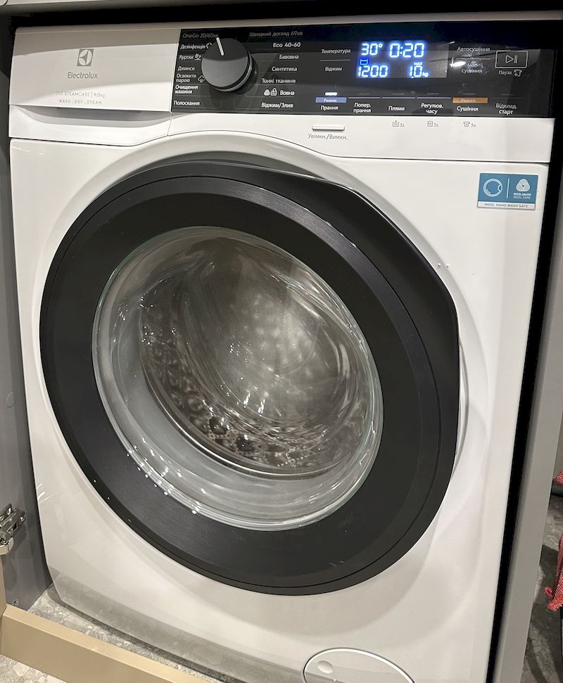 Прально-сушильні машини Electrolux EW7W4492U