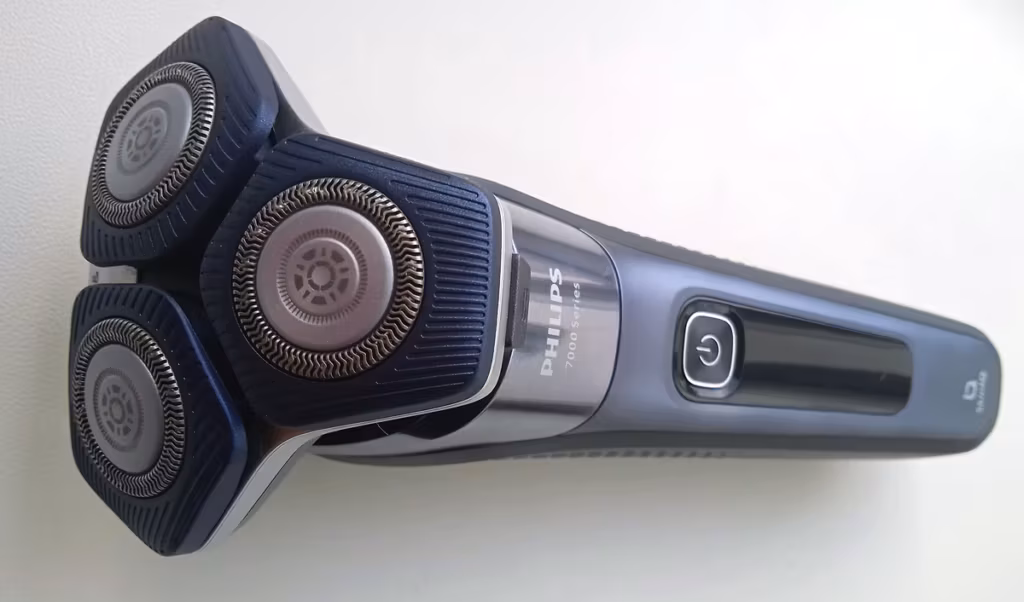Philips Shaver Series 7000 S7882/55 — роторна бритва для чутливої шкіри